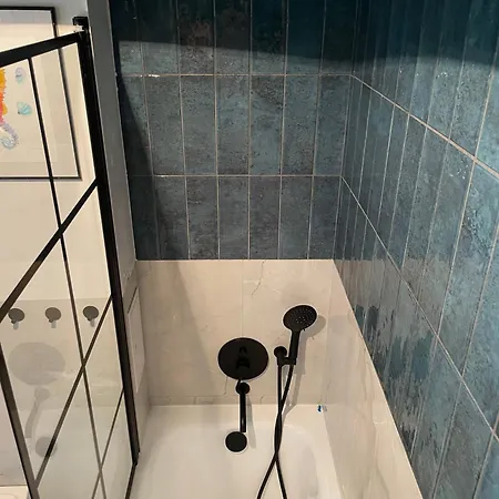 アパート Muranow ワルシャワ